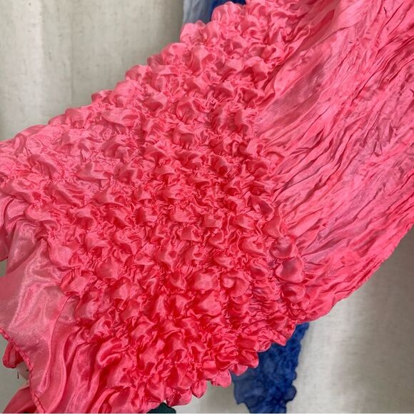 Coldwater Creek 100% Silk Set of 2 Gradient Ombré Bubble Crinkle Scarves - Picture 5 of 8